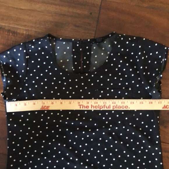 ANN Taylor petite | Black and white polka dot short sleeved blouse - Picture 6 of 13